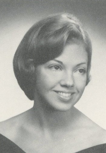 Dianne (DeDe) Davis Berg from the 1970 yearbook
