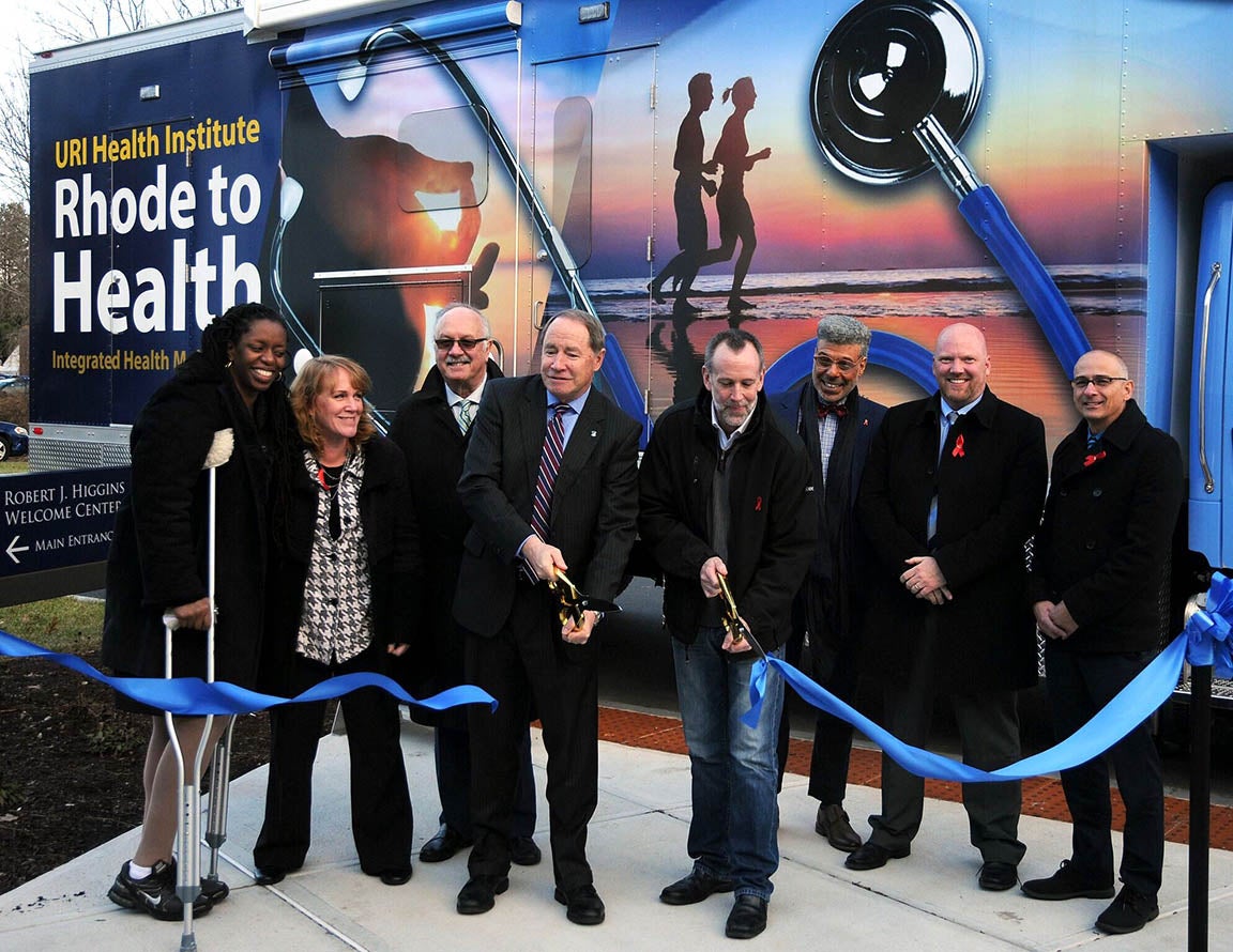 Rhode to Health ribbon cutting