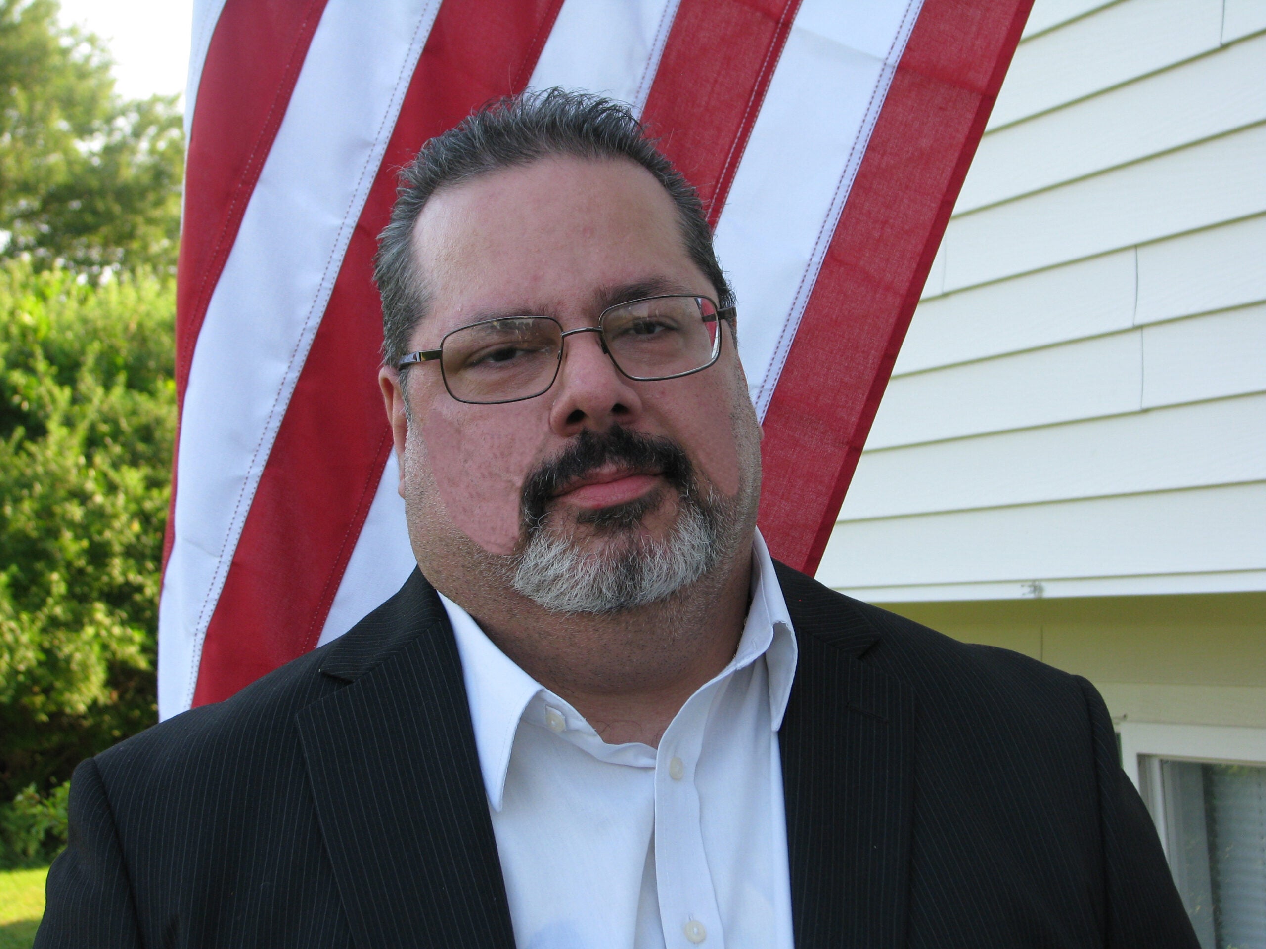 Robert Hernandez