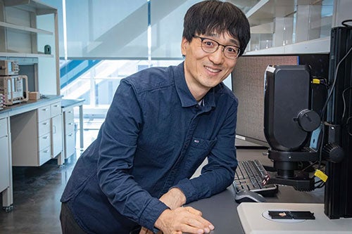 Sungho Kim, assistant professor of electrical, computer and biomedical engineering in his lab