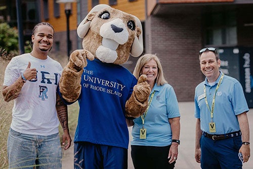 Rhody and URI volunteers welcome new students and and their families